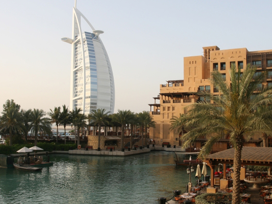 【济南到迪拜旅游】济南到迪拜价格查询_济南