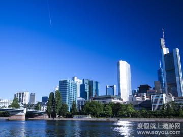 成都出发 童话德国浪漫法国两国8日游